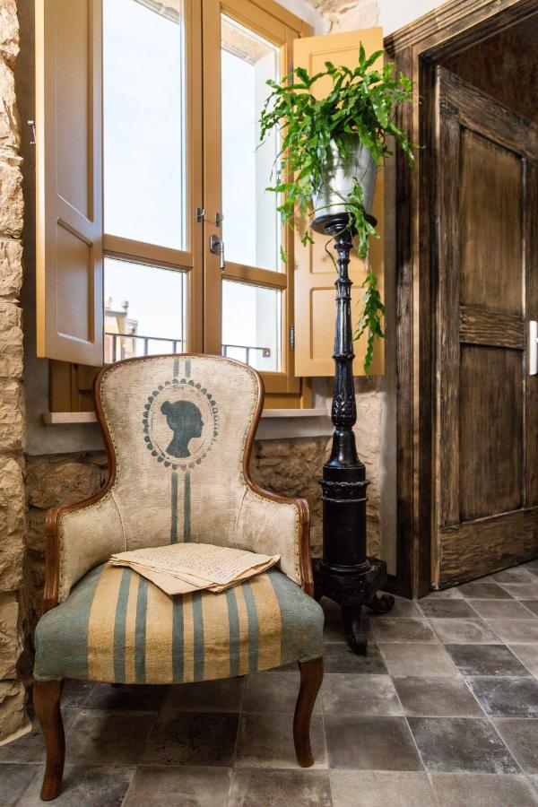Via Roma Charming Rooms Baunei Exterior foto