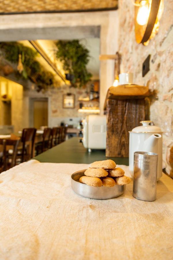 Via Roma Charming Rooms Baunei Exterior foto
