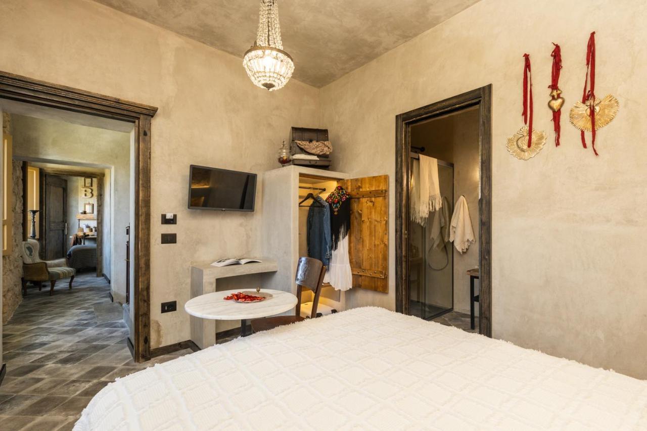 Via Roma Charming Rooms Baunei Exterior foto